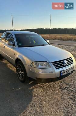 Volkswagen Passat  2001