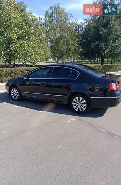 Volkswagen Passat  2010