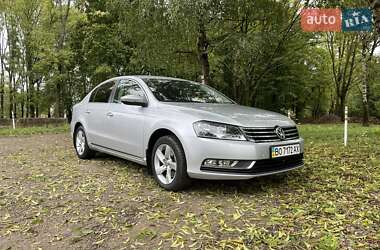Volkswagen Passat  2012