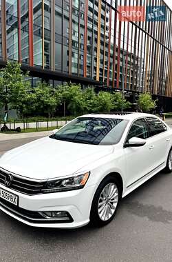 Volkswagen Passat  2016