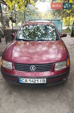 Volkswagen Passat  1998