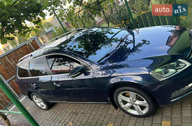 Volkswagen Passat  2011