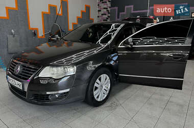 Volkswagen Passat  2008