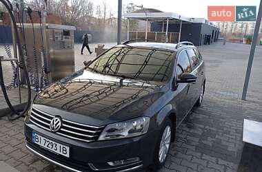 Volkswagen Passat  2011