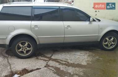 Volkswagen Passat  2001