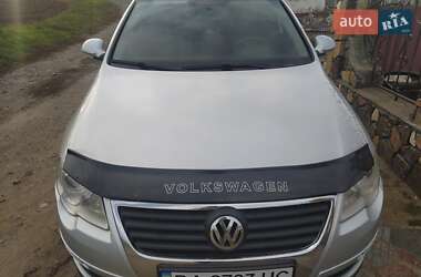 Volkswagen Passat  2005