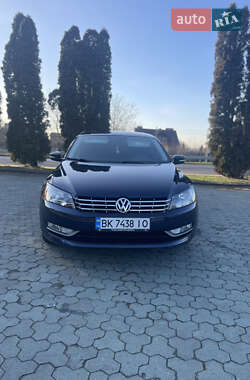 Volkswagen Passat  2014