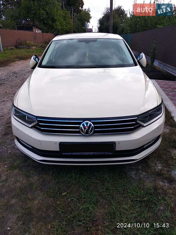 Volkswagen Passat 2015 року в Чернігові