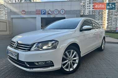 Volkswagen Passat  2012