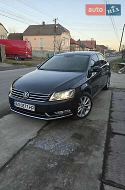 Volkswagen Passat  2011