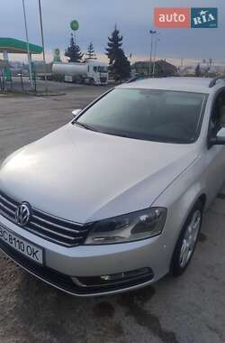 Volkswagen Passat 2011