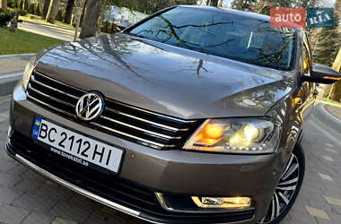 Volkswagen Passat  2011