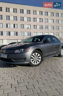 Volkswagen Passat 2011