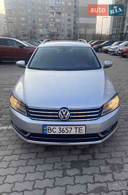 Volkswagen Passat  2011