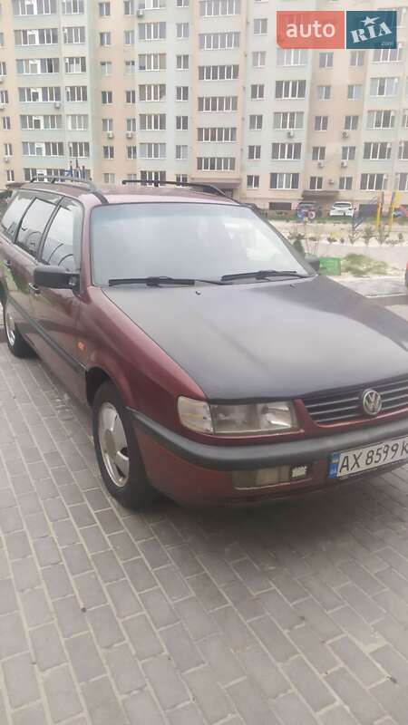 Volkswagen Passat 1994 року в Харкові