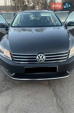 Volkswagen Passat  2011