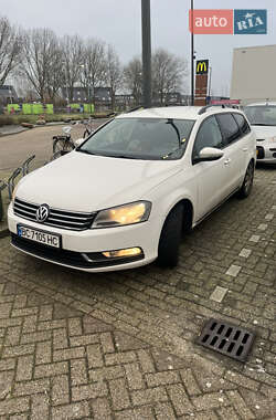 Volkswagen Passat  2012