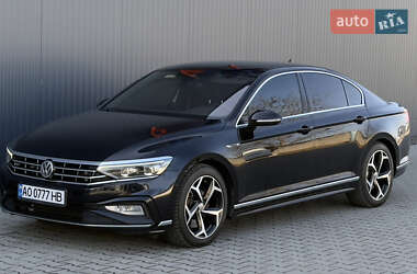Volkswagen Passat  2020