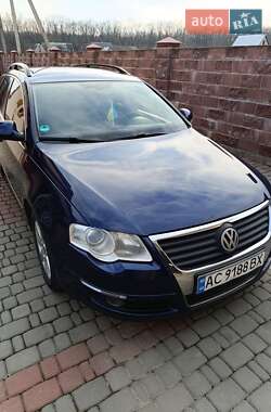 Volkswagen Passat  2010