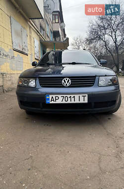 Volkswagen Passat  1998