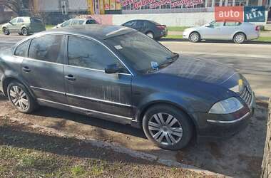 Volkswagen Passat  2003