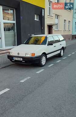 Volkswagen Passat  1990