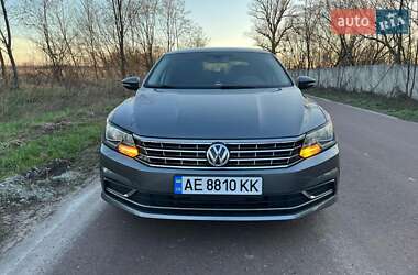 Volkswagen Passat  2015