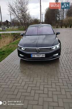 Volkswagen Passat  2021