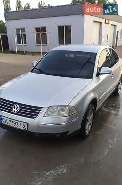 Volkswagen Passat  2004