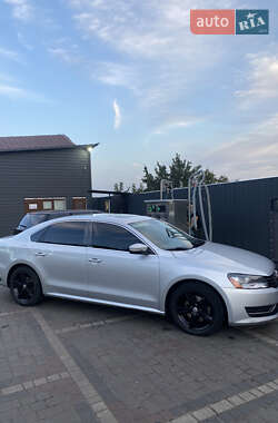 Volkswagen Passat 2013