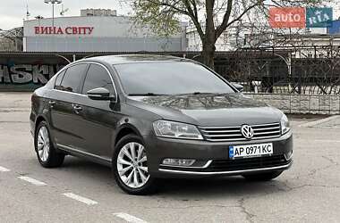 Volkswagen Passat  2012