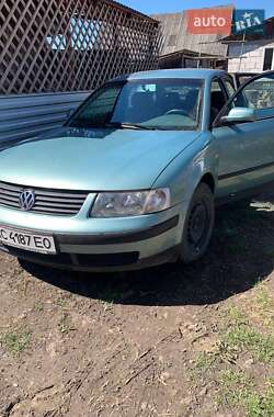 Volkswagen Passat  1999