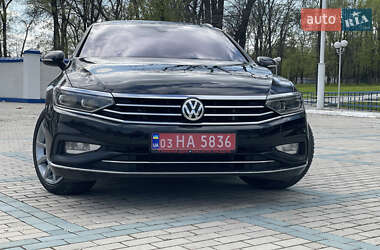 Volkswagen Passat  2020