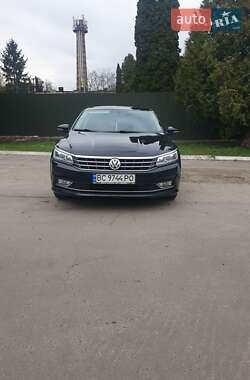 Volkswagen Passat  2016