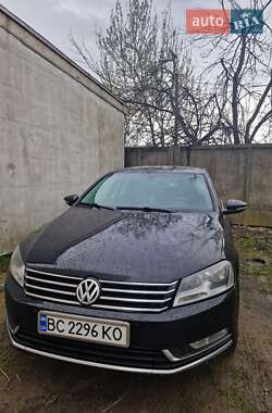 Volkswagen Passat  2013