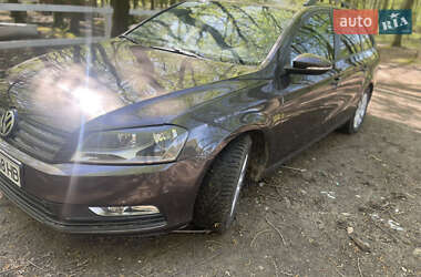 Volkswagen Passat  2012