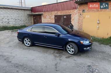 Volkswagen Passat  2012