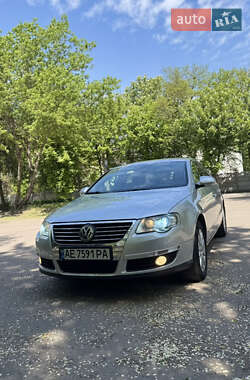 Volkswagen Passat  2010