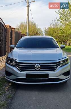 Volkswagen Passat  2020
