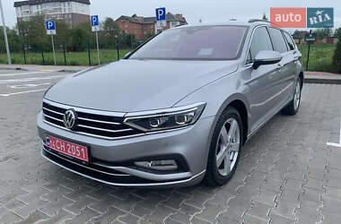 Volkswagen Passat  2020