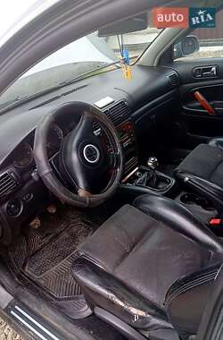 Volkswagen Passat  2002