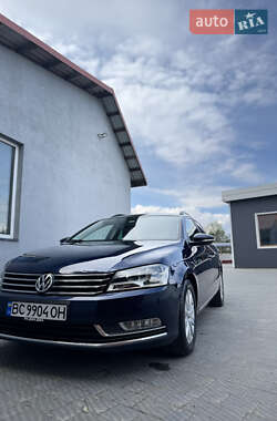 Volkswagen Passat  2011