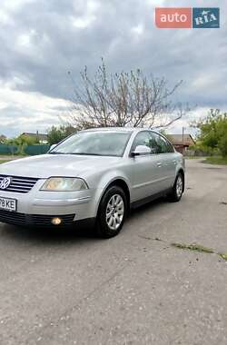 Volkswagen Passat  2005