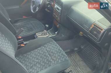 Volkswagen Passat  1993