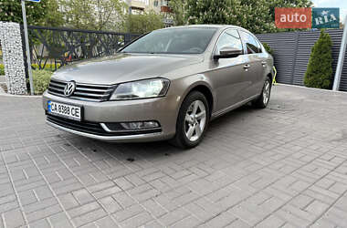 Volkswagen Passat  2013