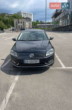 Volkswagen Passat  2012