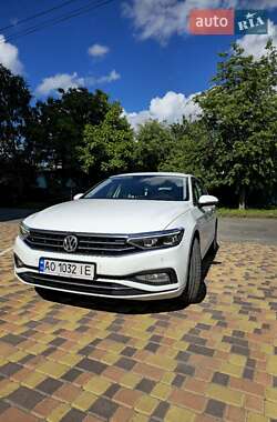 Volkswagen Passat  2019