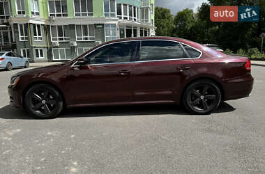 Volkswagen Passat  2012