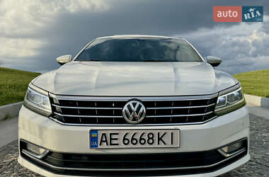 Volkswagen Passat  2016