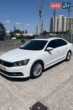 Volkswagen Passat  2016